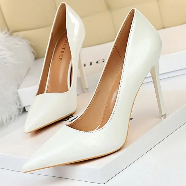 BIGTREE Classic Patent Leather Pointed Toe Stiletto Shoes