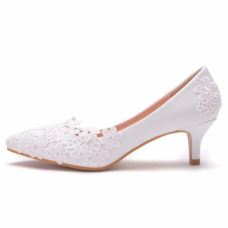 Elegant Lace Flower Wedding Shoes with Kitten Heels in White