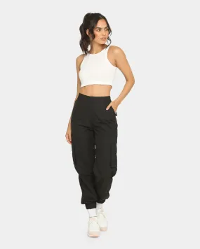 EN ES Women's Classic Cargo Pant Black