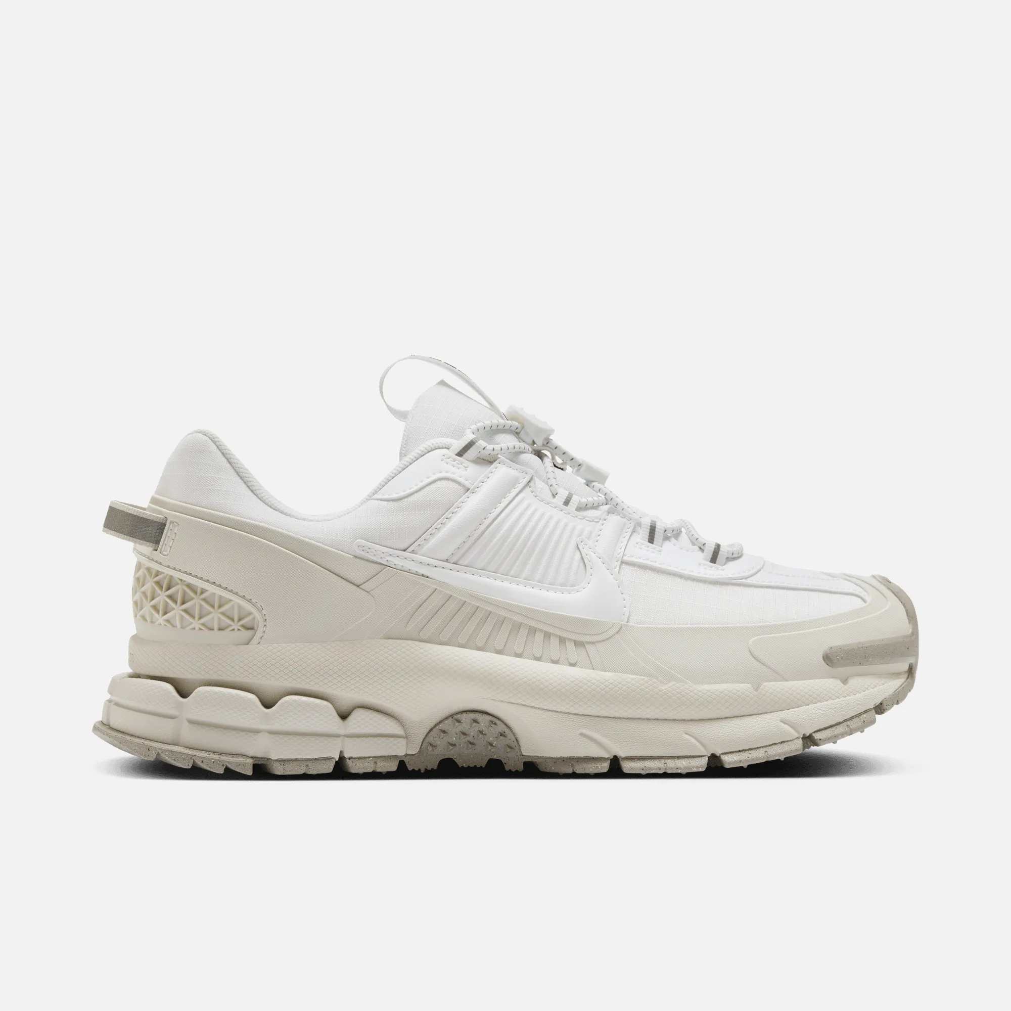 Nike Zoom Vomero Roam Summit White